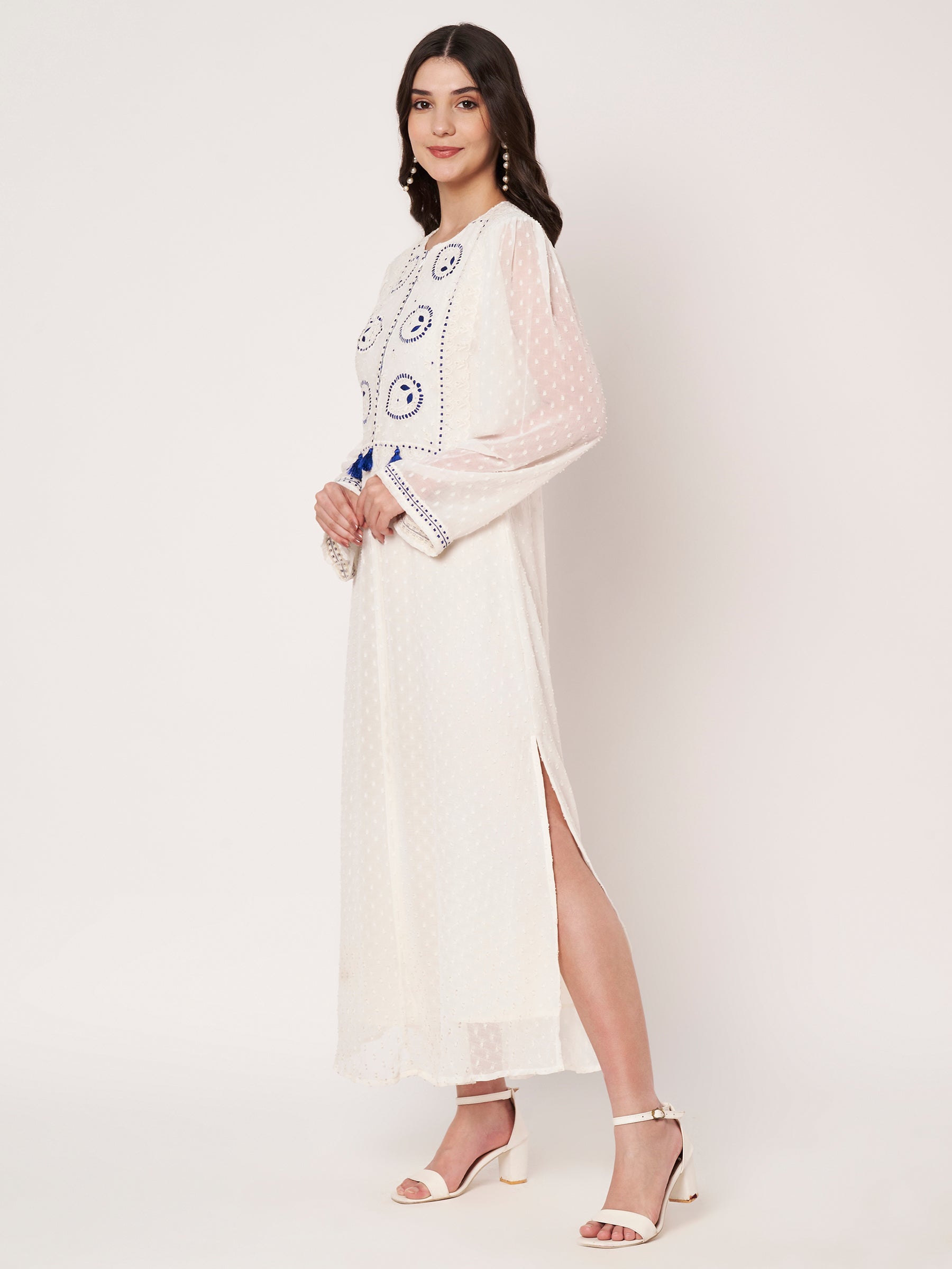 White Embroidered Kaftan Noor Collection
