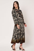 Amagyaa noor black kaftan