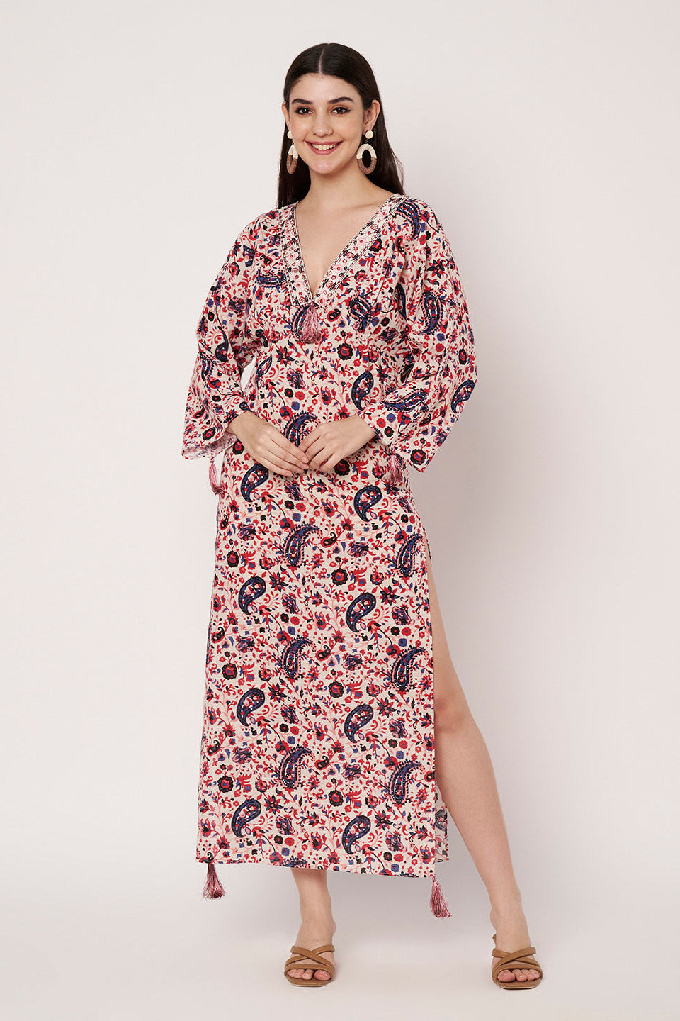 Amagyaa noor pink kaftan